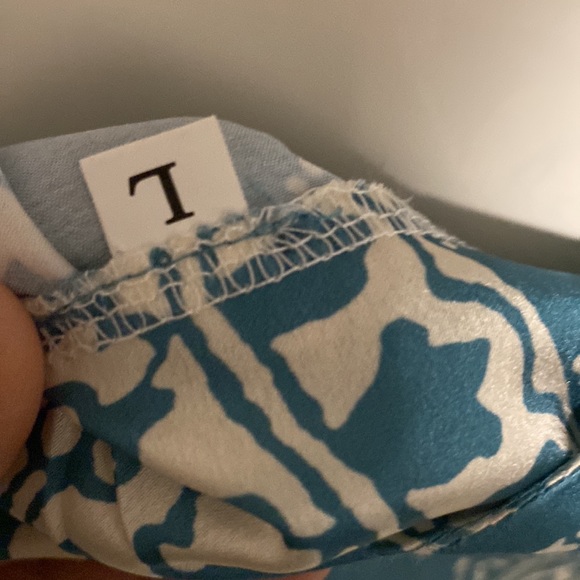 Beautiful Turquaze paisley flower satin print dress - Picture 6 of 6